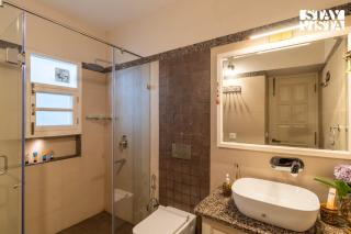 StayVista at Ellis Ville with Bonfire, Lawn - 1