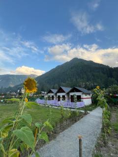 Himtrek Stays Katagala - 1