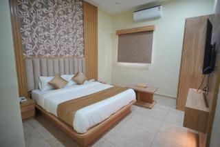 hotel hill top inn vatva - 7