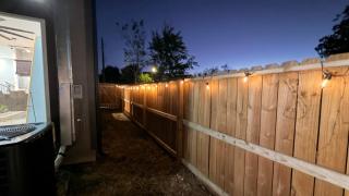 Modern Luxe Townhouse HTX - 4