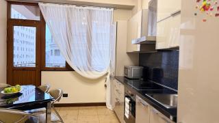 2-bedroom Luxury Apartment next to Republic Square by Sweet Home - 3