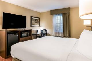 Country Inn & Suites by Radisson, Grandville-Grand Rapids West, MI - 6
