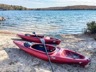 Private Lake Cottage! - 6