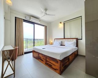 Ultra Luxe 2BHK Candolim Service Apartment with River and Mangrove Views - 1