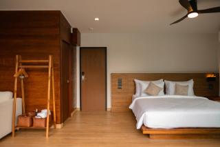 360 issara Floating Resort - 1