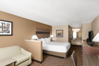 Hawthorn Suites by Wyndham Napa Valley - 2