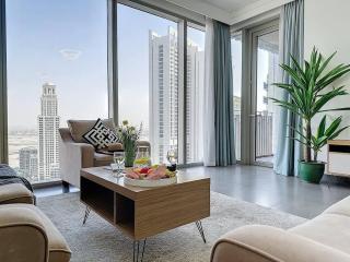 FAM Living - Spacious 3-Bedroom Apartment in Creek Gate with Stunning Views - 7