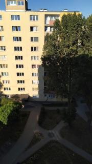 Warsaw's peaceful Muranów - 9