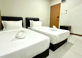 Swing & Pillows - Salak Tinggi KLIA Transit - 5