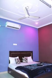 The Mountain View Home Stay - 0