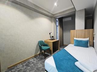 Blue Shore International Hotel - 9