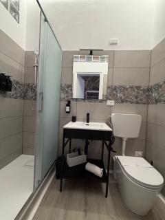 Fly Inn Fiumicino Guest House - 7