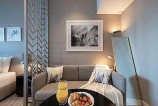 Contemporary Studio in Business Bay - Burj Khalifa View - Gym & Pool - 7