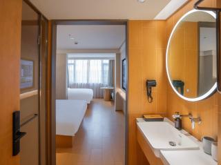 JI Hotel Shanghai Lujiabang Road Subway Station - 6