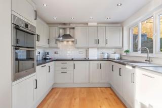 Swn Y Don - Modern Luxury Steps from Newgale Beach Bliss for up to 10 People - 2