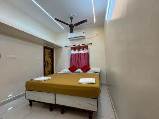 Family Guest House - 5