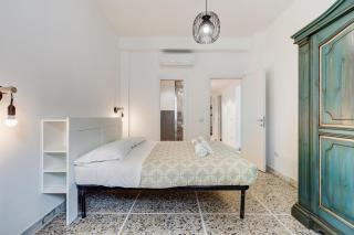 Gianicolo Apartment with Terrace - 1