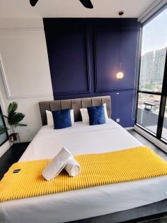 Scarletz Suites KLCC Skyline Stay - 7