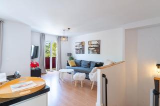 3 Bedrooms in TownHouse near Burriana Beach - 6