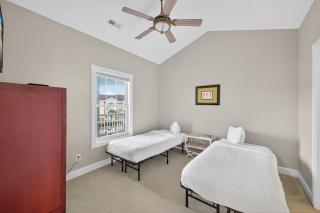 Magnolia North 4879-304 - 2