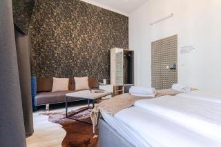 Superbly Central 9 Rooms Complex Ideal for 25 People - 5