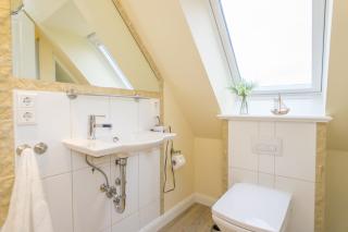 Friesenhaus Germania Ferienwohnung Liv - 5