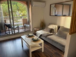 Cocon lumineux à 2 min du port et des restaurants - 0