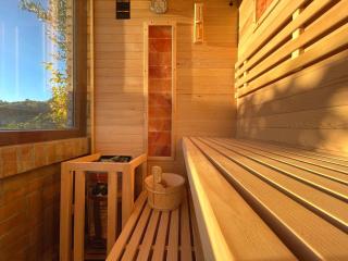 Villa immersa nel verde - 8