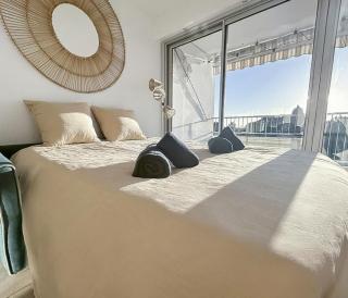 Studio vue sur mer et Îles du Levant - 5