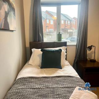 Sun House By Blue Skies Stays - 9