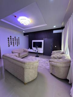 Robbin Michael - Apartment - 9