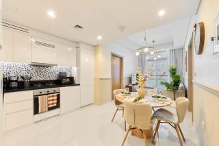 FAM Living - 2 Bedroom Aykon City Dubai - 5