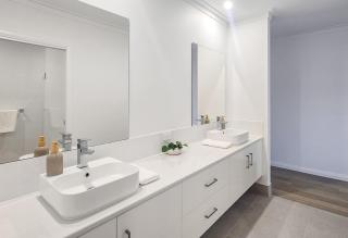 Kincaid Travellers Townhouse - Central Wagga - 1