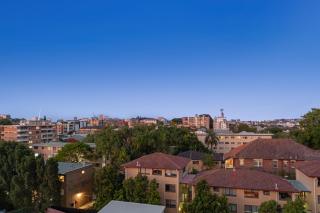 New Farm Sophisticated Retro - 3Bed-1Bath-1Car-Views - 1