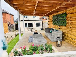 3 bedroom house sleeps 5 free parking long stay discounts - 8