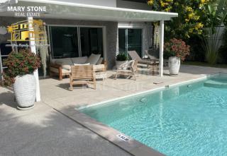 Tropical Hideaway 3BR Pool Villa Jungle Home - 8