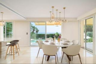 Large house with pool and sea view in Vallauris - 6