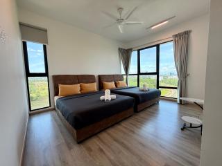 Midvalley Mosaic Southkey Cozyelegant CIQ 3BR10PAX - 1