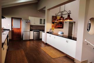 Dierama Dream, Cathkin Estates - 4 adults and 2 children, 12 years or younger - 6