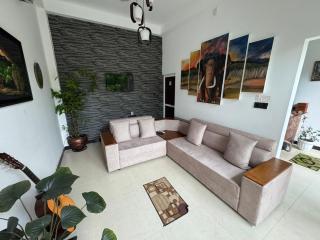 Airport J Dream Garden & Restaurant - 8