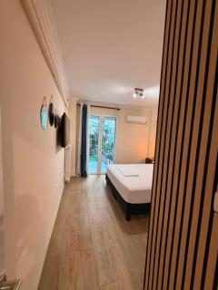 Modern Apartment in The Heart of Athens Near Acropolis - 2