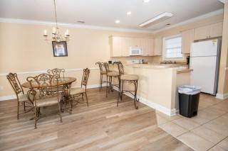 Magnolia Pointe Luster Leaf 4879-103 - 2