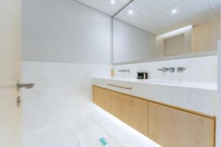 FAM Living - Palm Tower - Palm Jumeirah - Panoramic Studios - 2