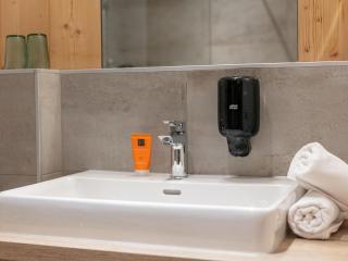 Apart33 Top 2-14 - 2