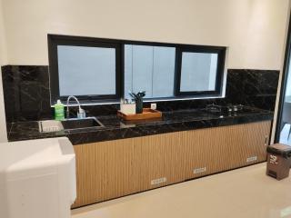 Stylish 3BR Villa in Kaliurang with Private Pool - 5