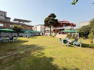 Baani Signature Hotel - 5