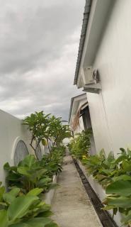 La Vella Villa Jogjakarta - 0