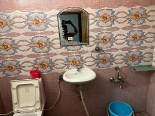 Hotel Krishna Gorakhpur - 1