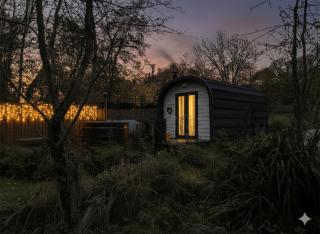 Emlyn's Coppice - Luxury Woodland Glamping - 4