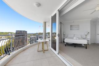 Elysian Blue 3BR Burleigh Heads Escape - Hosted by Burleigh Letting Co - 1